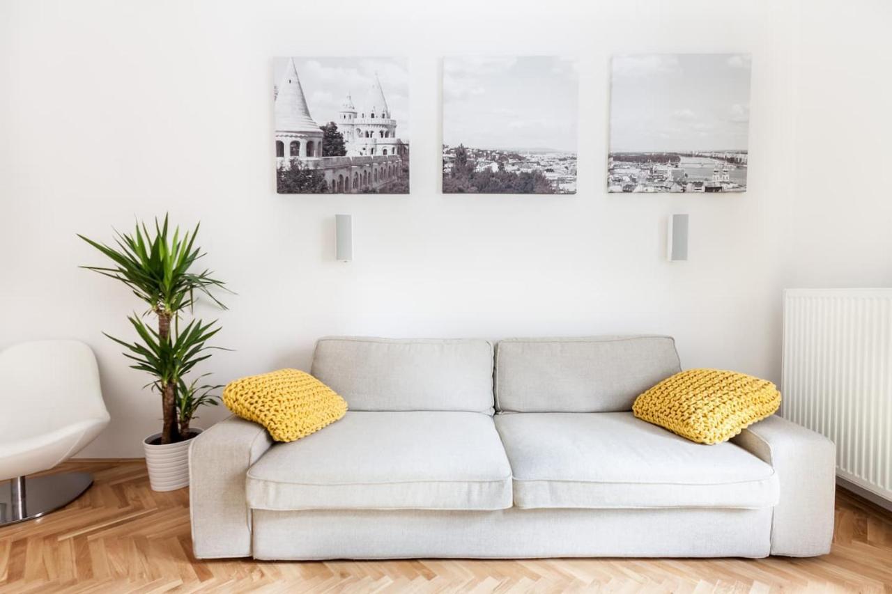 Bpr Sophisticated Astoria Suite With Balcony Budapest Exterior foto