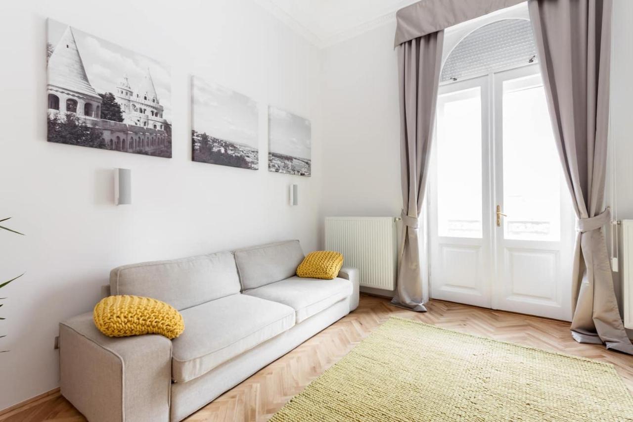 Bpr Sophisticated Astoria Suite With Balcony Budapest Exterior foto