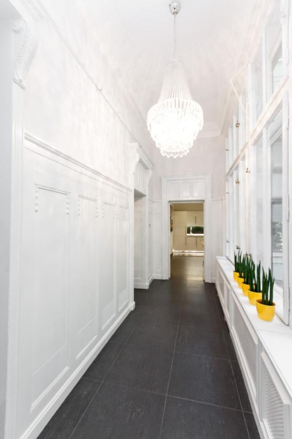 Bpr Sophisticated Astoria Suite With Balcony Budapest Exterior foto