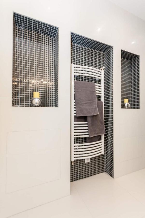 Bpr Sophisticated Astoria Suite With Balcony Budapest Exterior foto