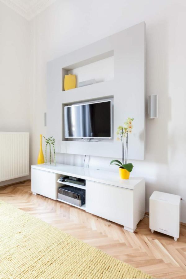 Bpr Sophisticated Astoria Suite With Balcony Budapest Exterior foto
