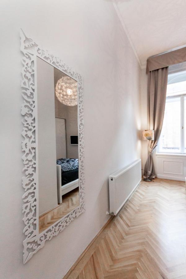 Bpr Sophisticated Astoria Suite With Balcony Budapest Exterior foto